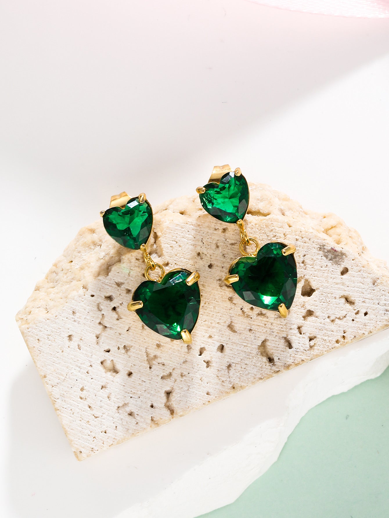 HEARTFELT EARRINGS (18k)