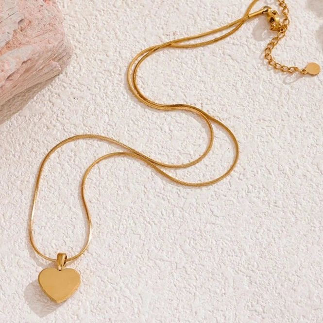 BOWTIED HEART (18k)