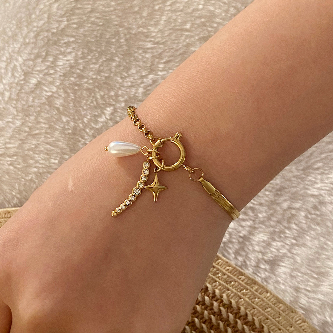 BLOOM DRIP BRACELETS (18k)