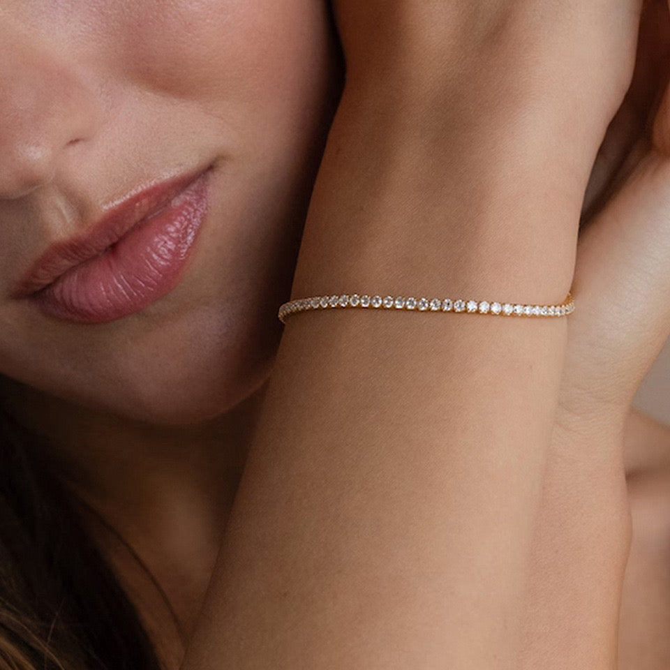 CRYSTAL TENNIS BRACELET (18k)
