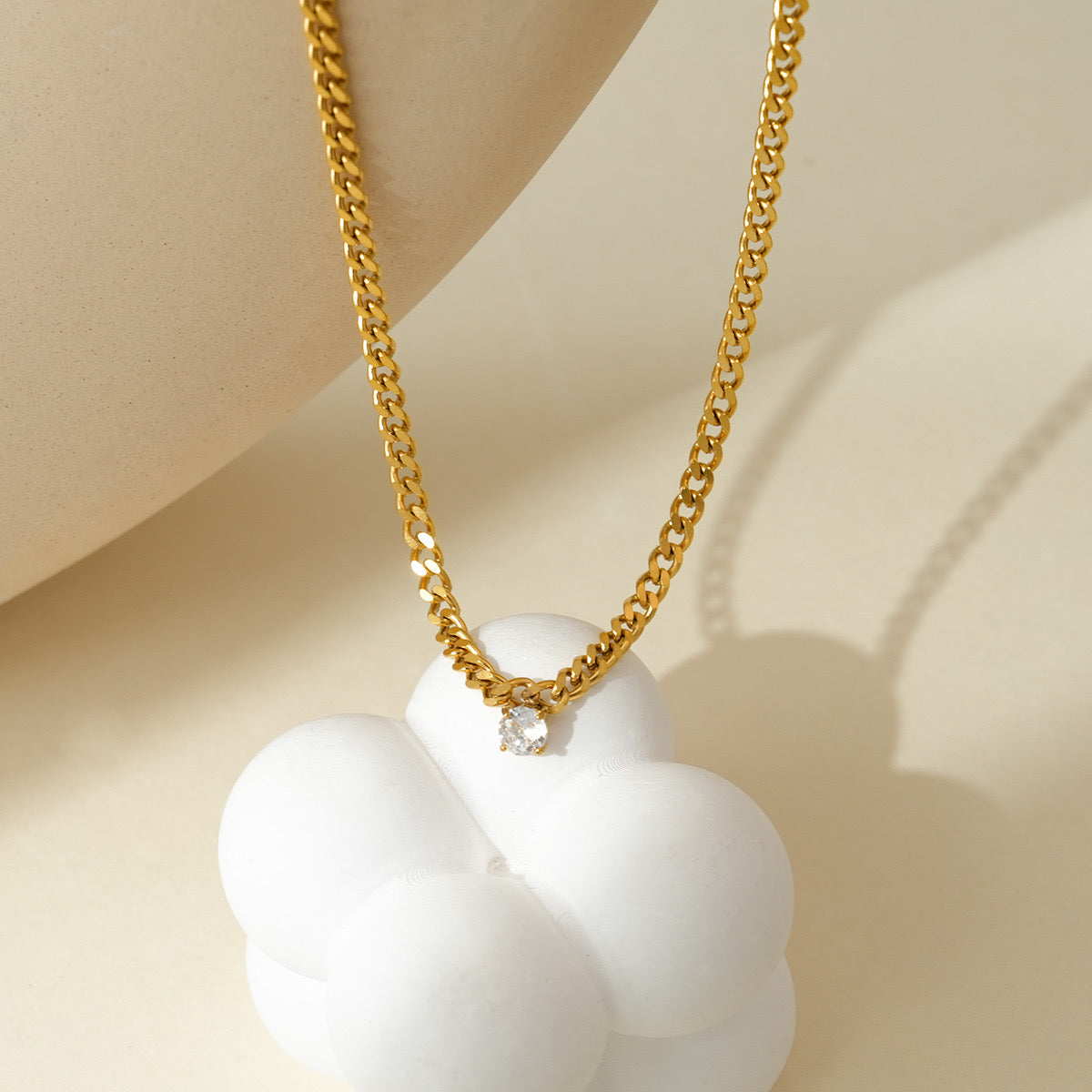 DAYLIGHT NECKLACE (14k)