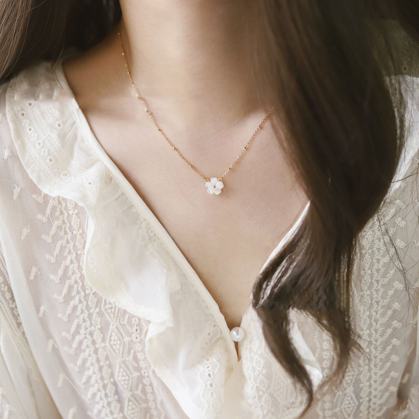 FLOWER NECKLACE (18k)