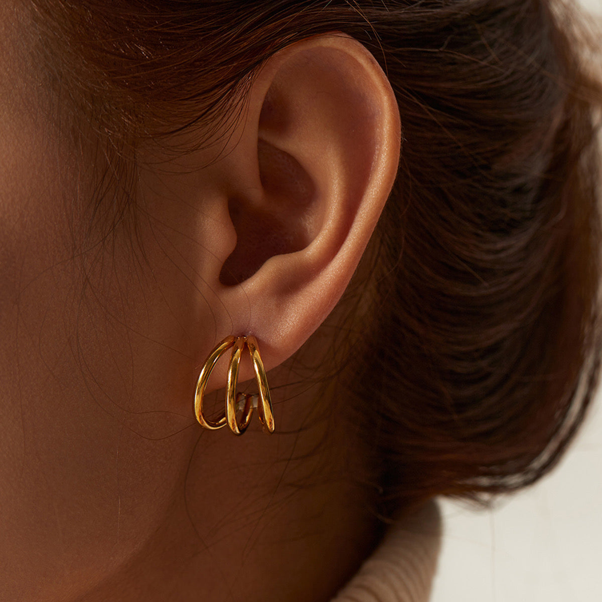 TRI HOOPS (18k)