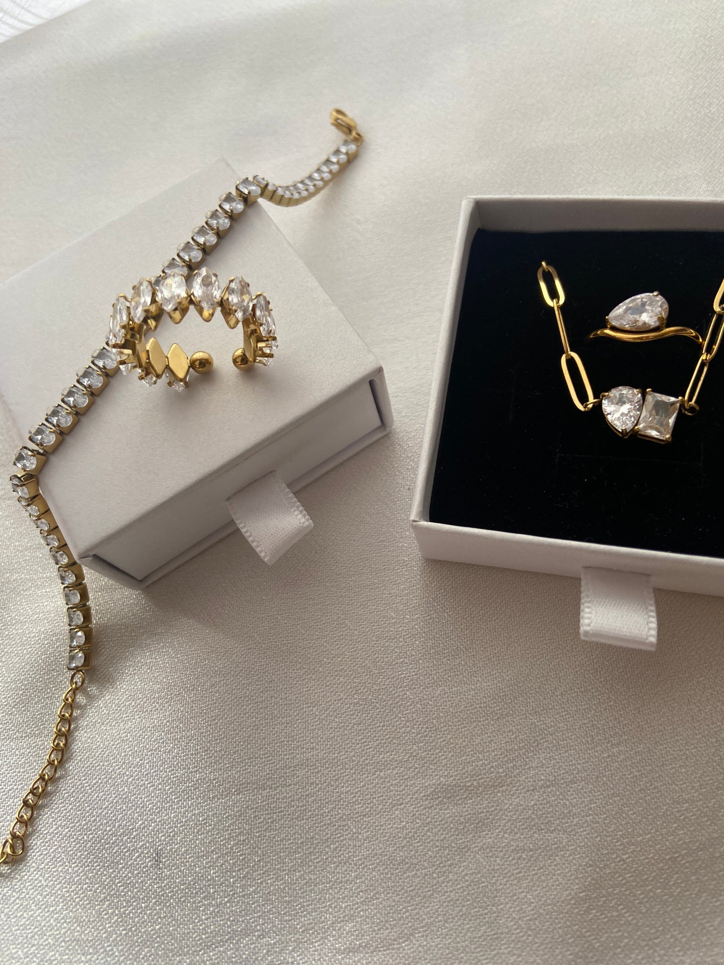 ZIRCONIA RING (18k)