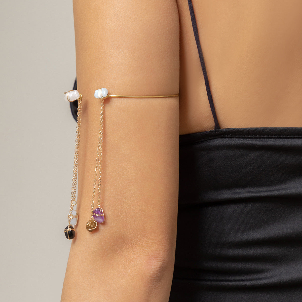 TASSEL ARM BRACELET