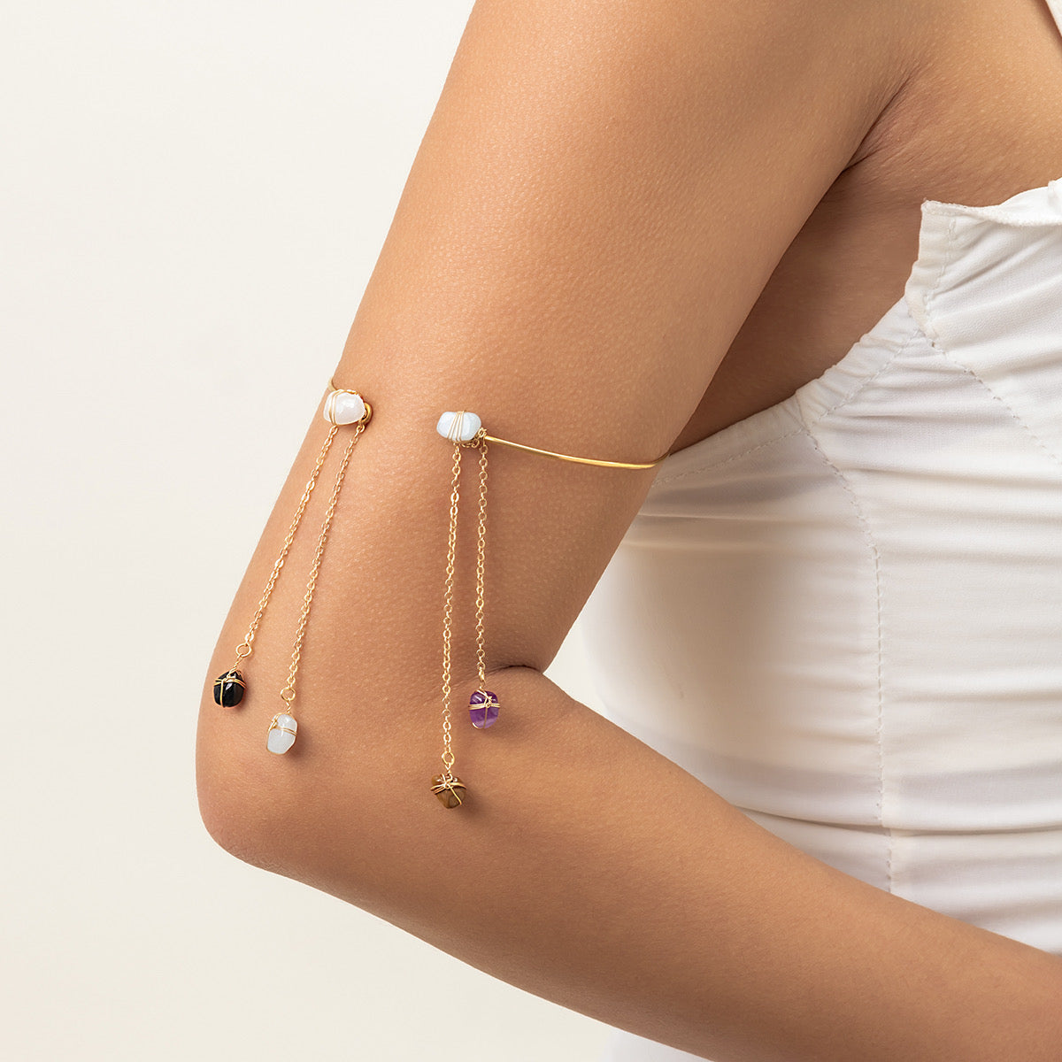 TASSEL ARM BRACELET