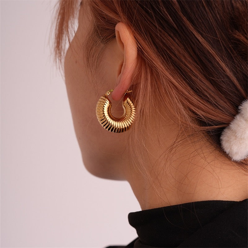 SPIRAL HOOPS (SS)