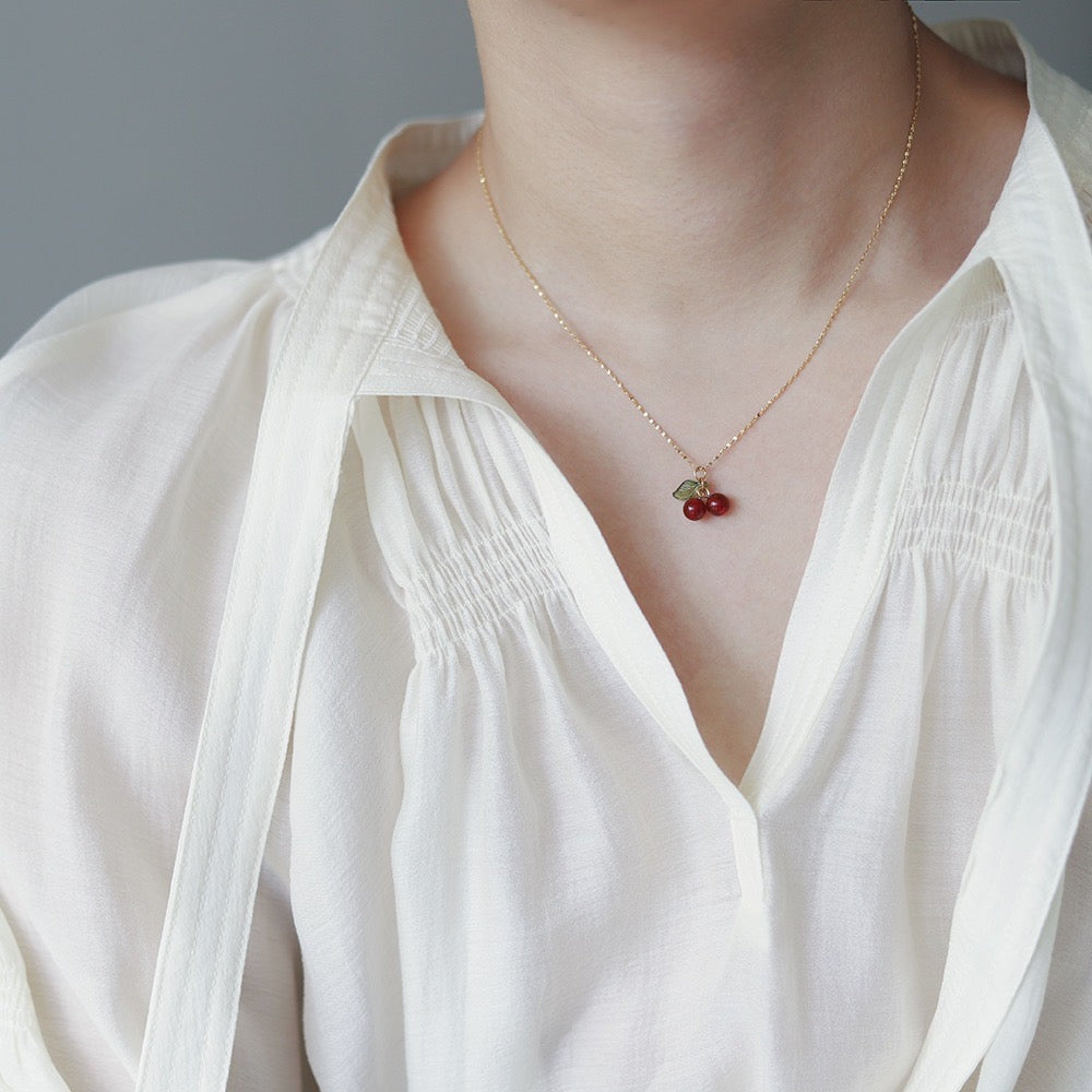 CHERRY NECKLACE (18k)