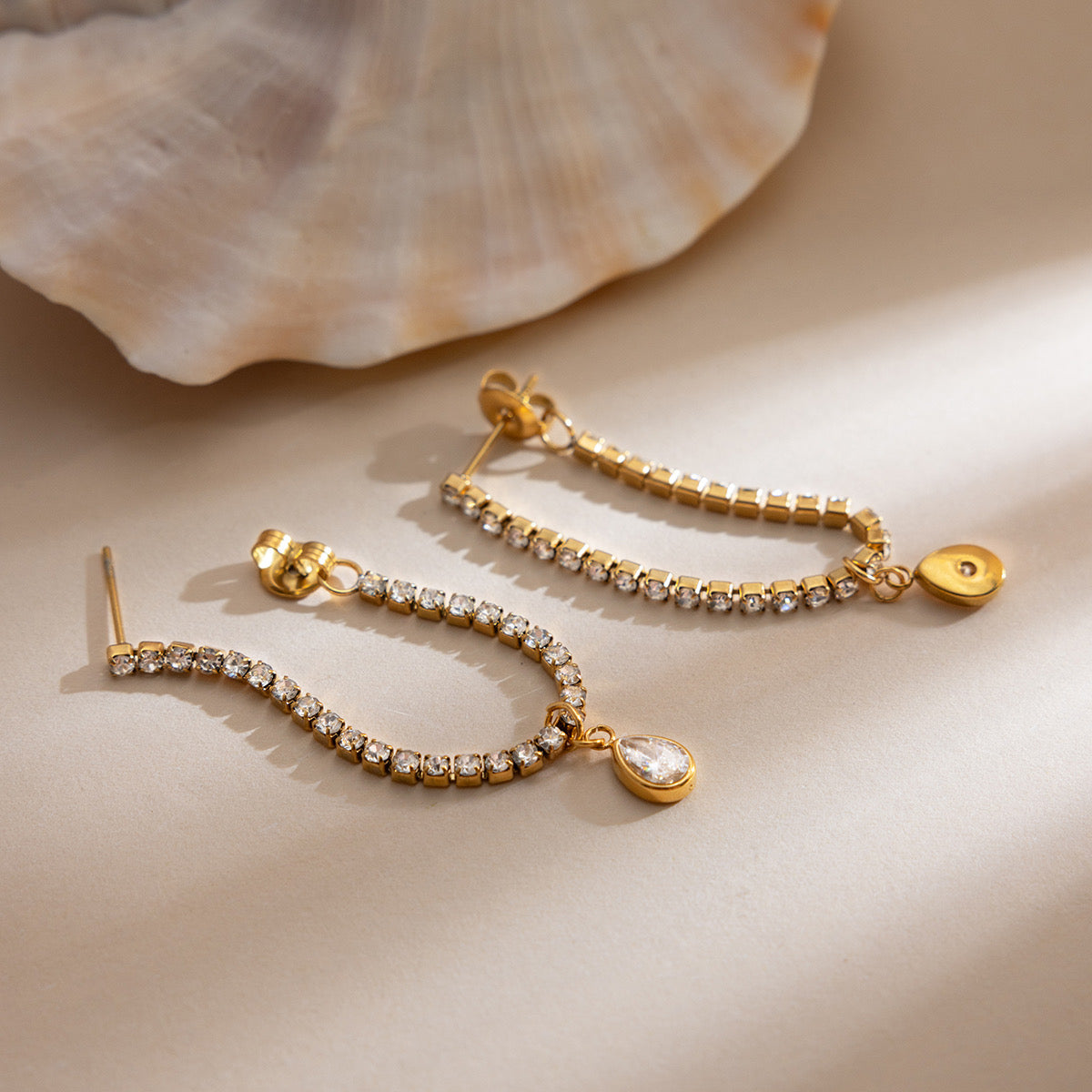 ALISHA EARRINGS (18k)