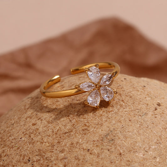 FLOWER RING (18k)