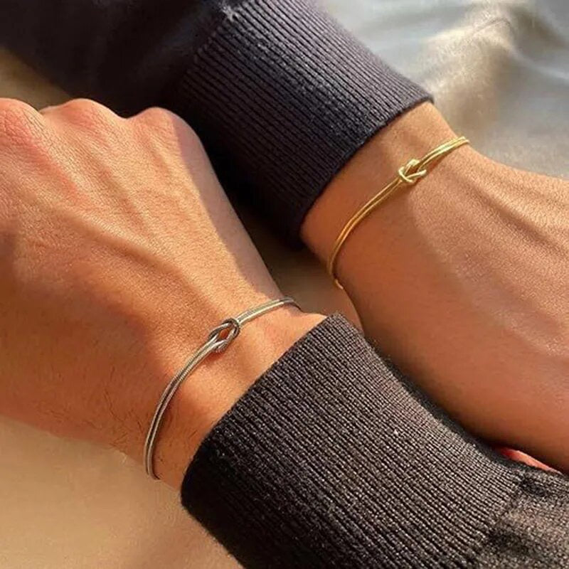 COUPLE KNOT BRACELETS (18k)