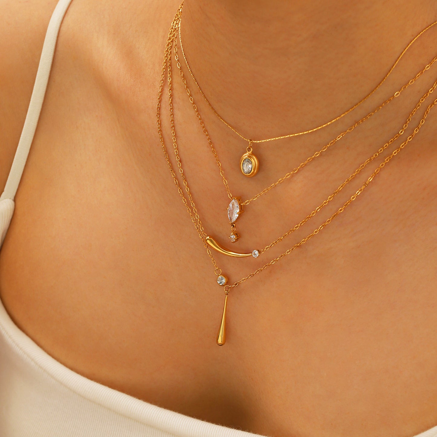 MINIMAL NECKLACES (18k)