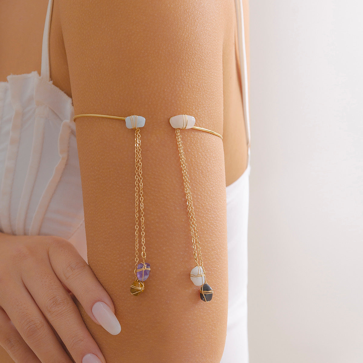 TASSEL ARM BRACELET