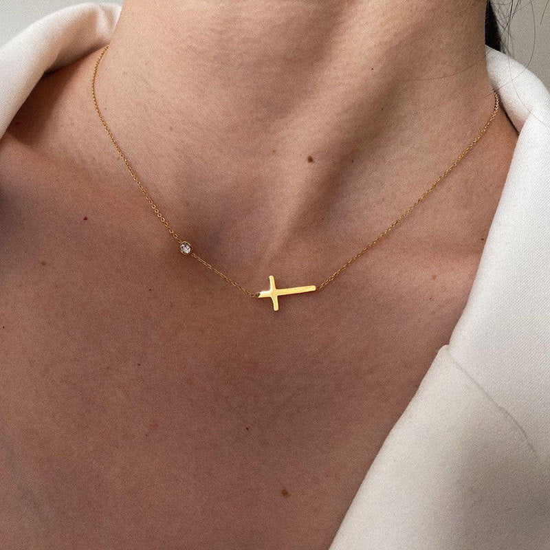CROSS NECKLACE (18k)