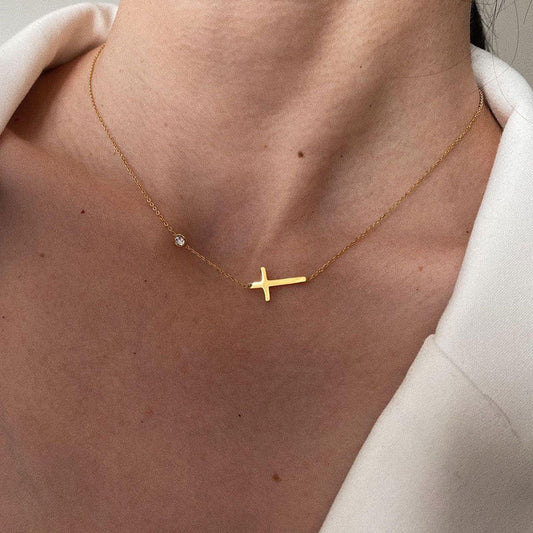 CROSS NECKLACE (18k)