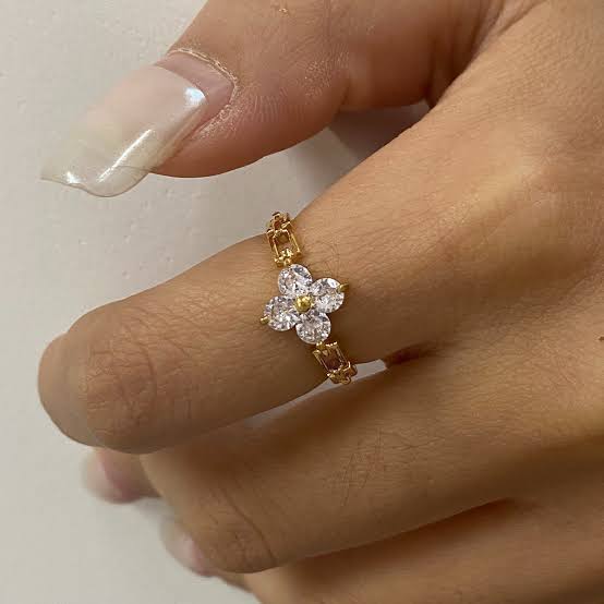TIRA RING (18k)