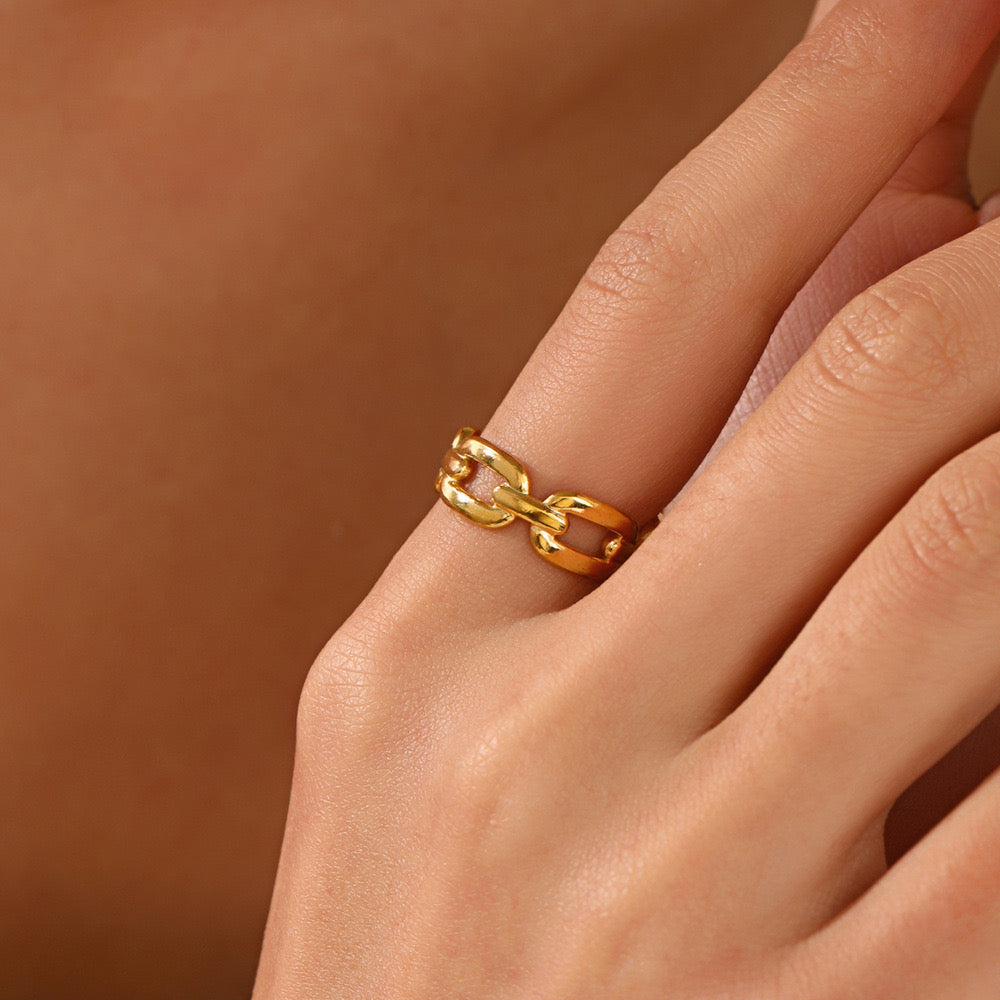 GISELLE RING (18k)